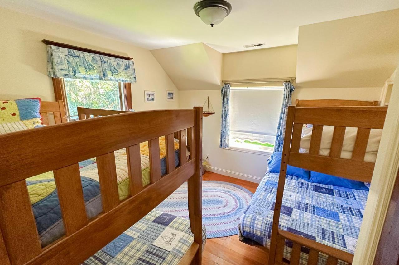 Marty'S Place Langley Luaran gambar